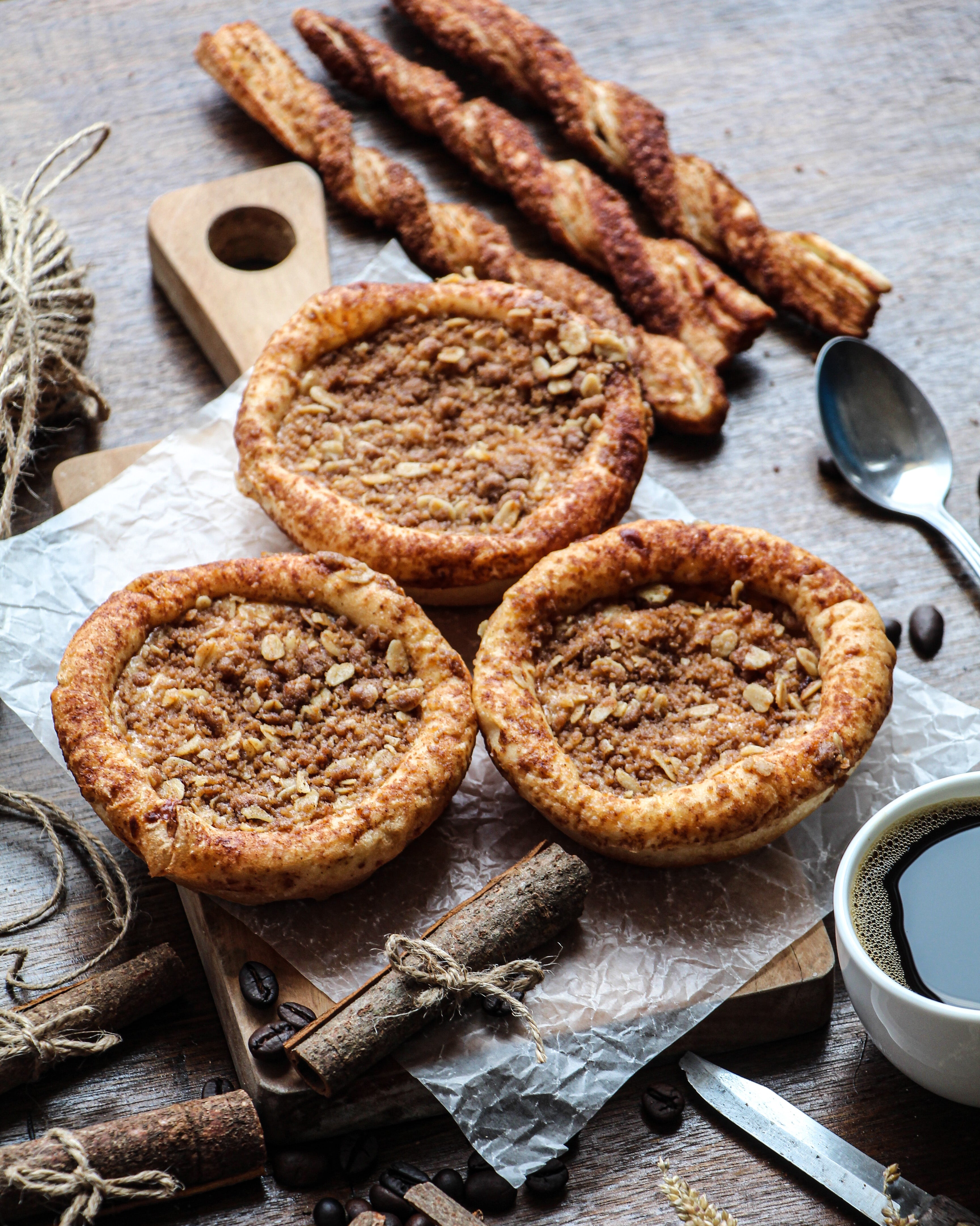 Cinnamon Cream Cheese Pie