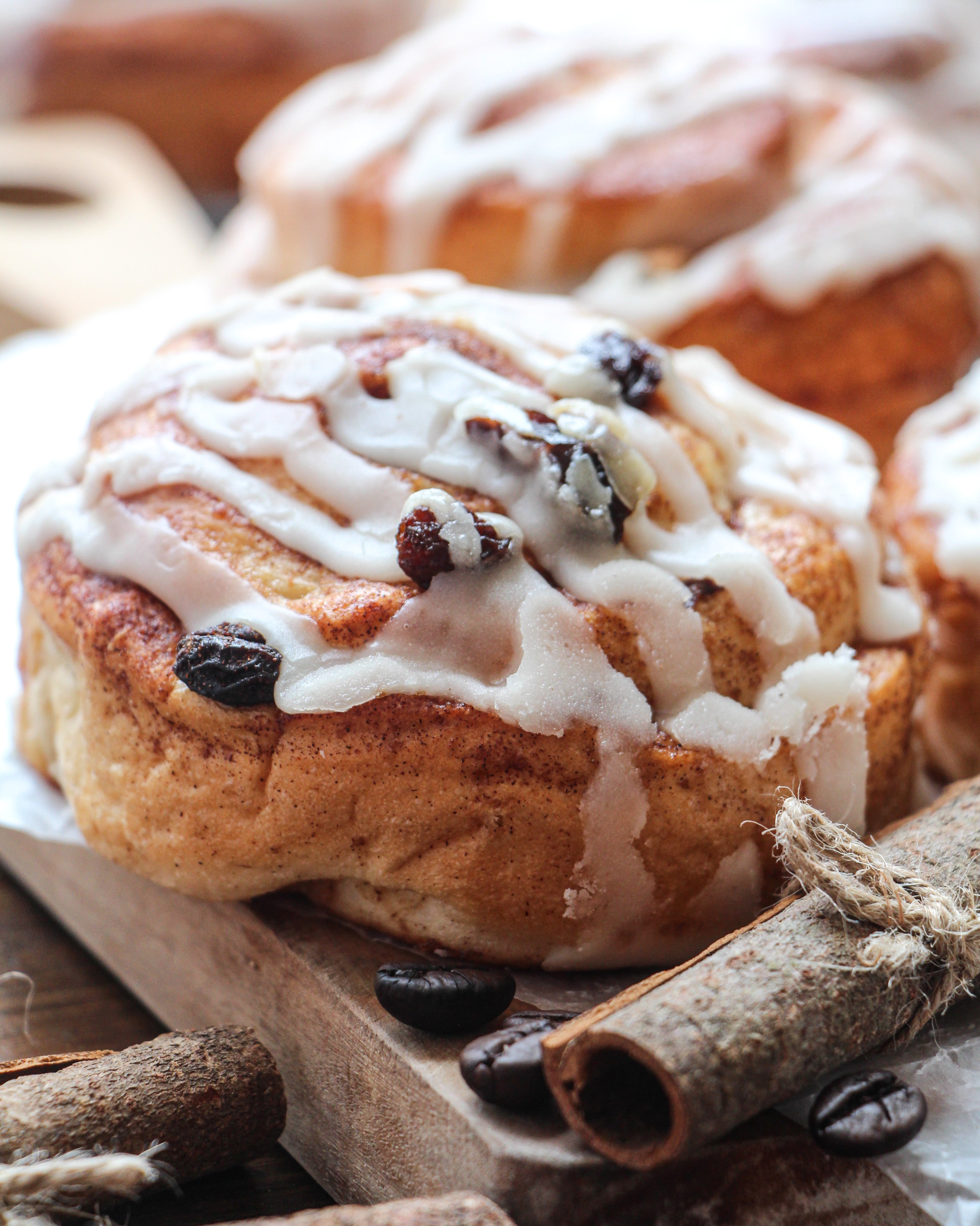 Cinnamon Raisin Roll